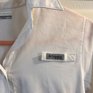 Columbia sun shade shirt
